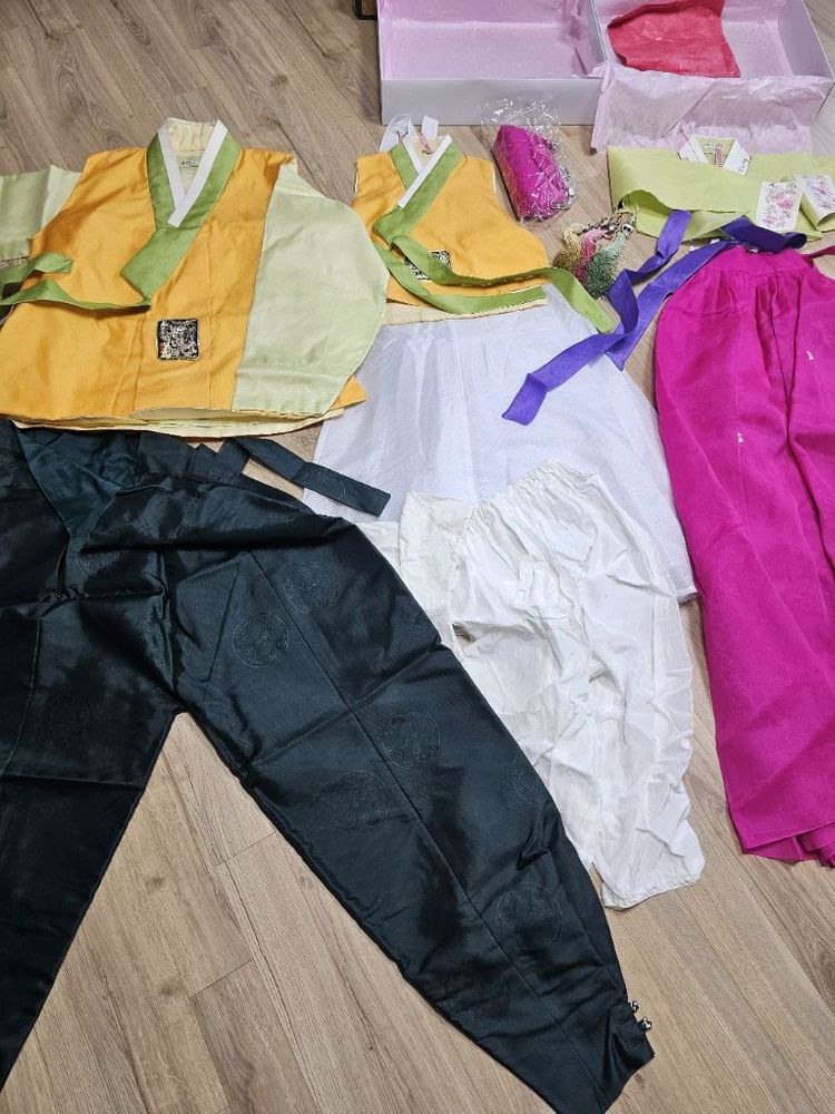 성인 남성 한복 이미지