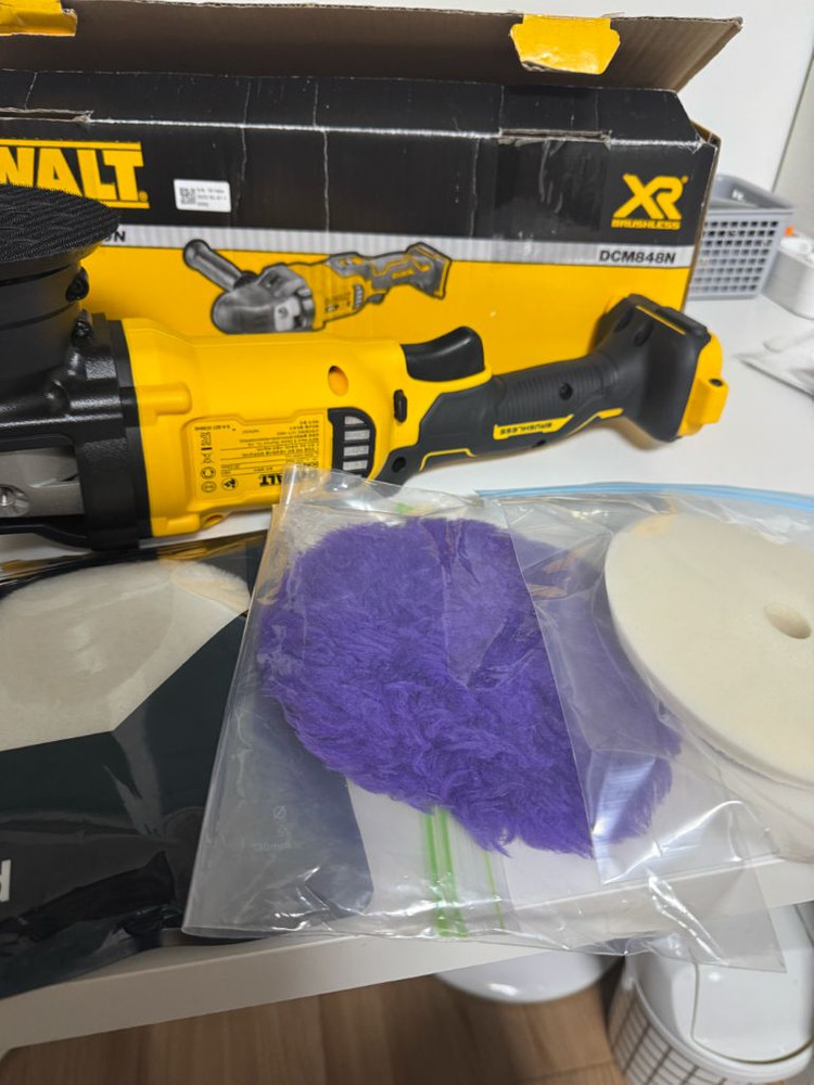 디월트 광택기 dcm848 베어툴 + 패드 3종--3