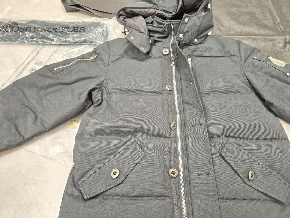 무스너클 3Q 오리지널 쓰리쿼터 블랙 패딩--1