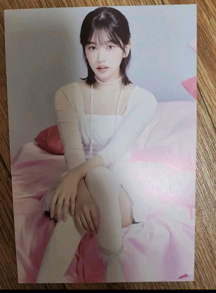 아이브 안유진 2024 시즌그리팅 시그 분철 구성품(위시카드/포스트카드) 이미지