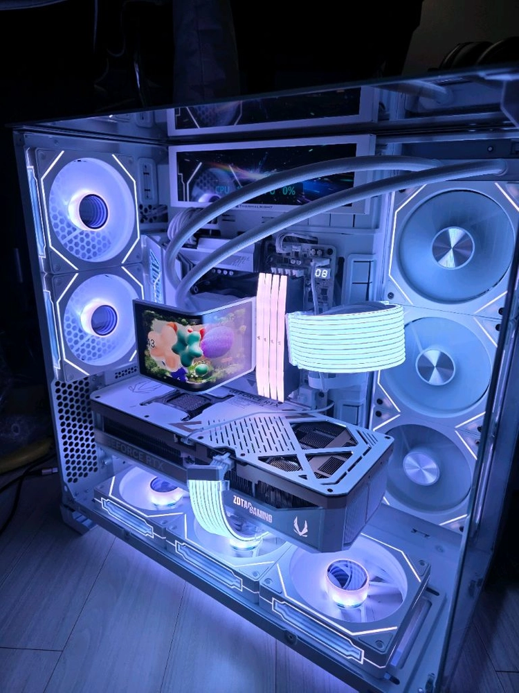 라이젠9 9950X3D RTX5090 리안리 본체 급매 이미지