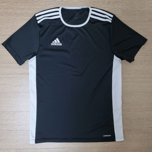 아디다스 기능성 반팔티 슬림L사이즈 블랙 중고 2만원