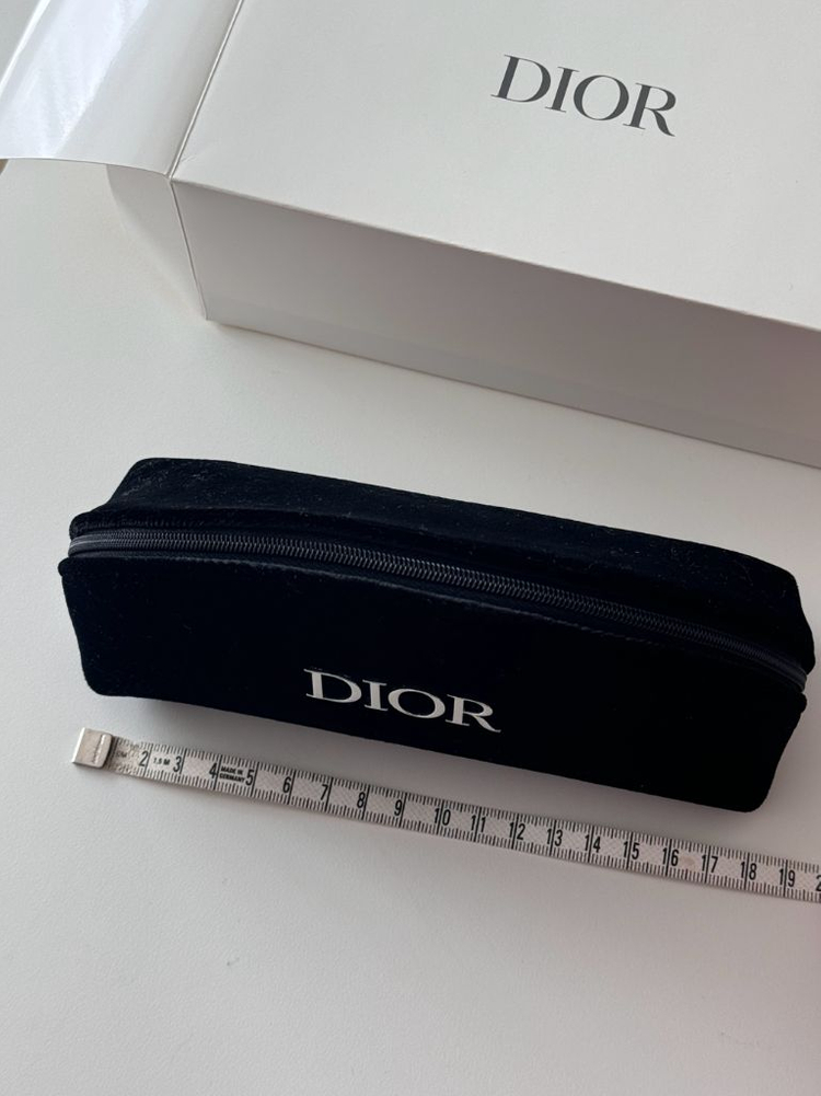 디올 뷰티 벨벳 파우치--4
