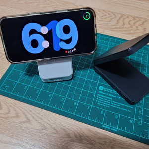 앤커 Qi2 15W 맥세이프 보조배터리 2개 팝니다.