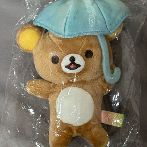 산엑스 리락쿠마 날씨 장마 비 우산 마스코트 인형 키링