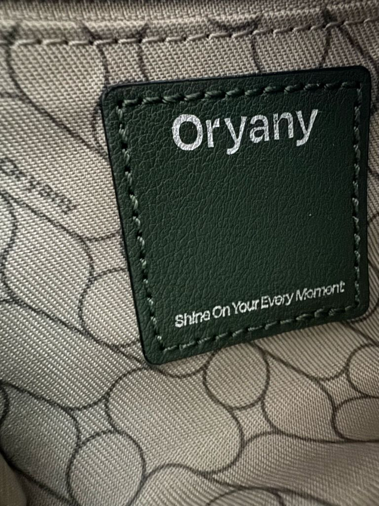 오야니 카키색 달리숄더백 이미지