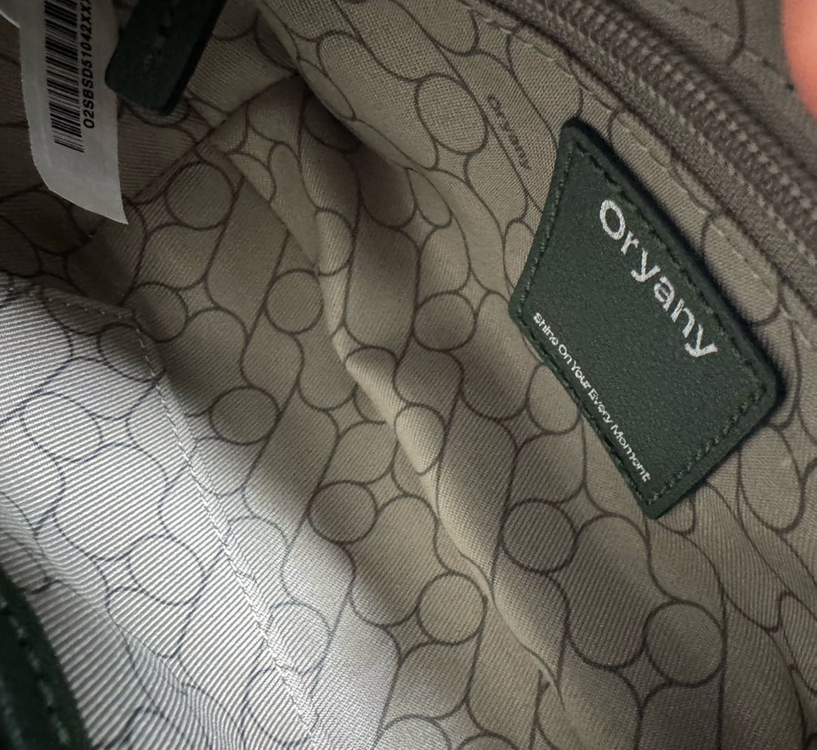 오야니 카키색 달리숄더백 이미지