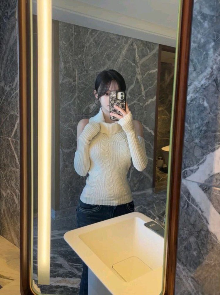 [새상품] 수입의류 워머 꽈배기 홀터넥 폴라 니트 세트 FREE 이미지