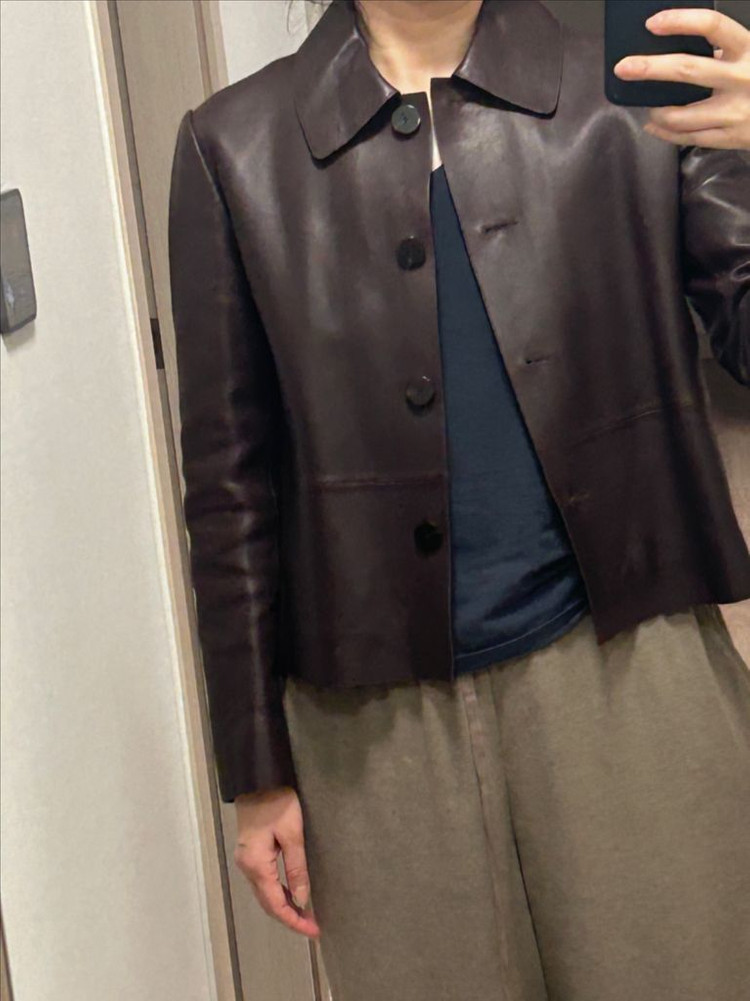 띠어리가죽쟈켓팝니다--2