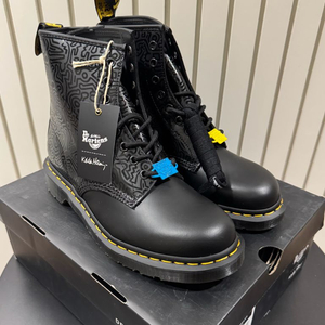 닥터마틴 1461 X 키스 해링 270 UK8