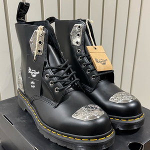 닥터마틴 1461 X KING NERD 킹 너드 270 UK8