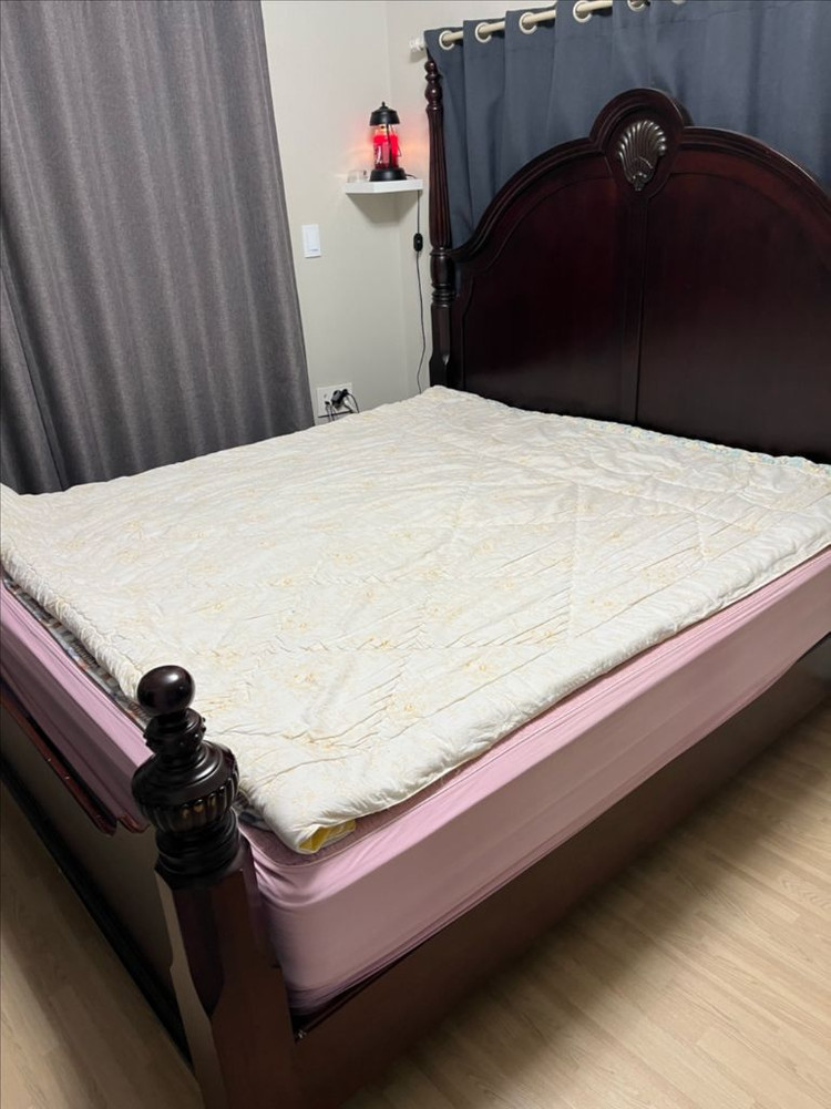 수입 앤틱스타일 원목 침대 이미지