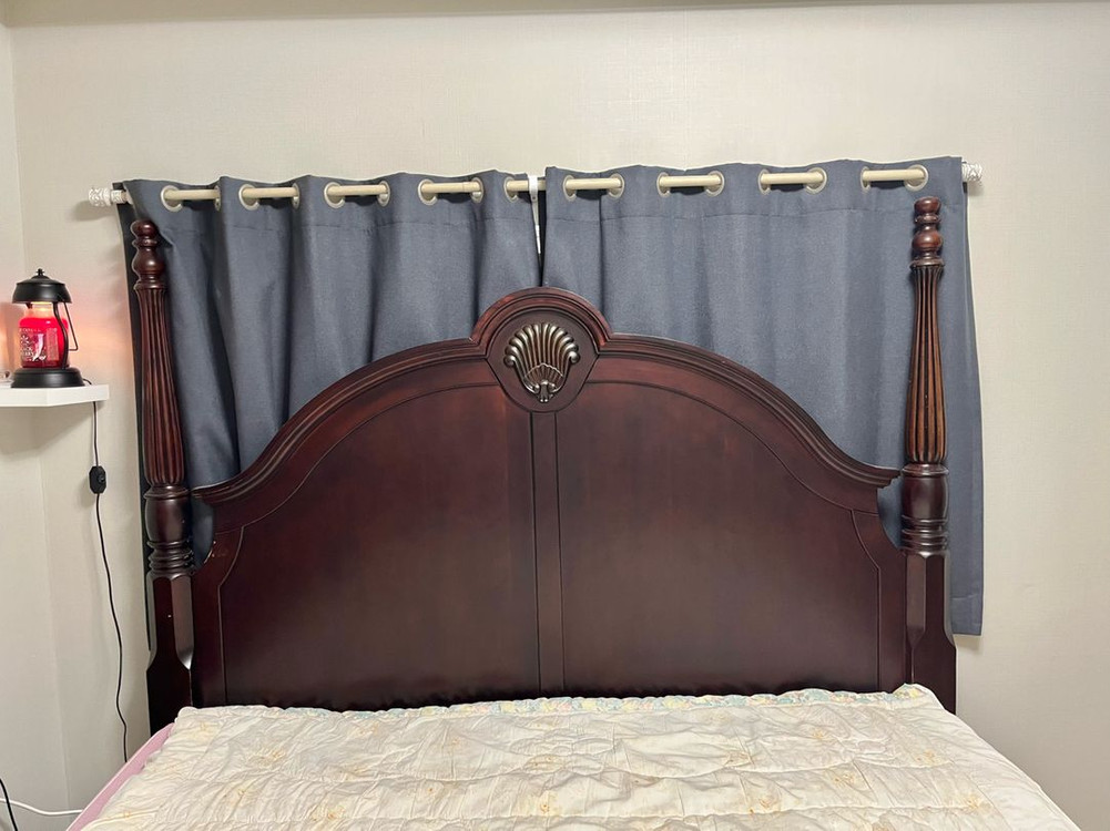 수입 앤틱스타일 원목 침대 이미지