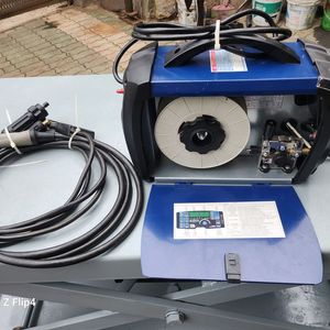 현대 논가스(CO2) 인버터아크용접기 HG200