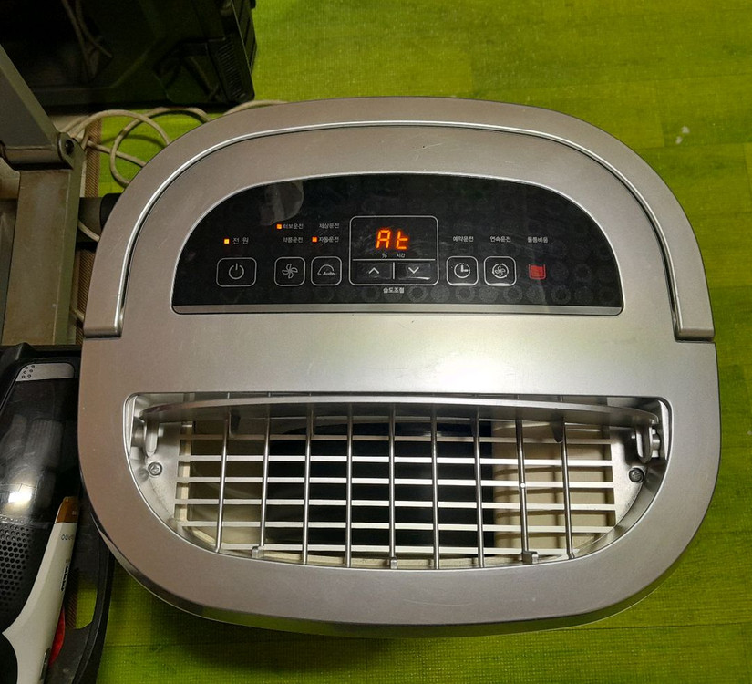 중고 DHC-159IPN 위닉스제습기 2013년 15l 70000원--1