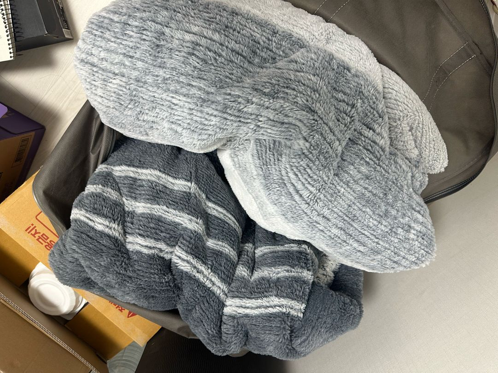 이브자리 정품 극세사 겨울용 두터운이불 퀸사이즈--1