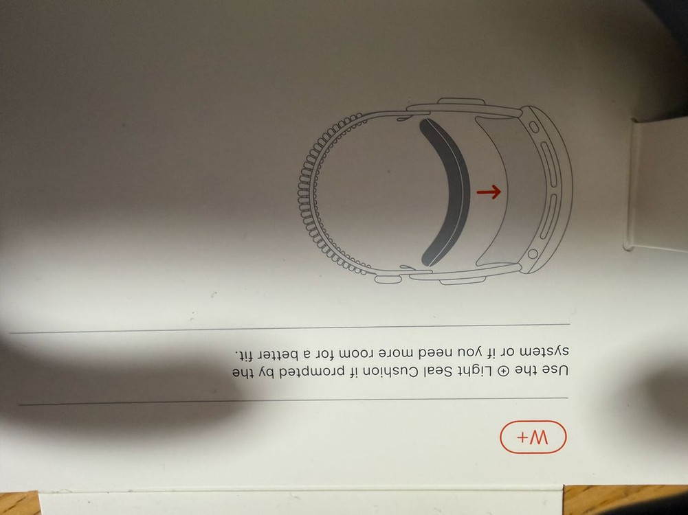 애플 비전프로 light seal cushion 이미지