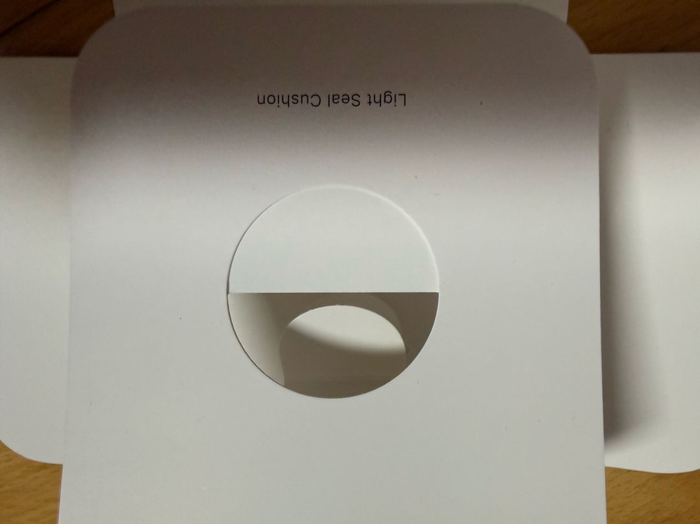 애플 비전프로 light seal cushion 이미지