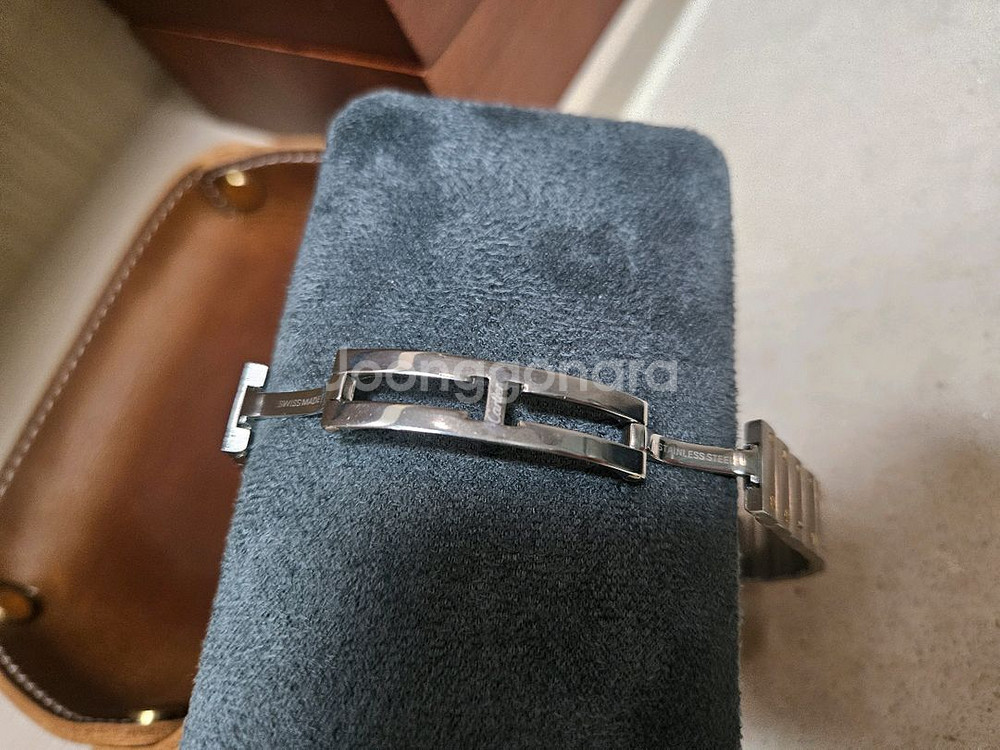 콤비 여성용 시계 산토스--3