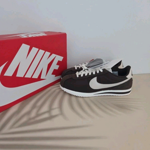 나이키 운동화 270 (코르테즈 새상품)