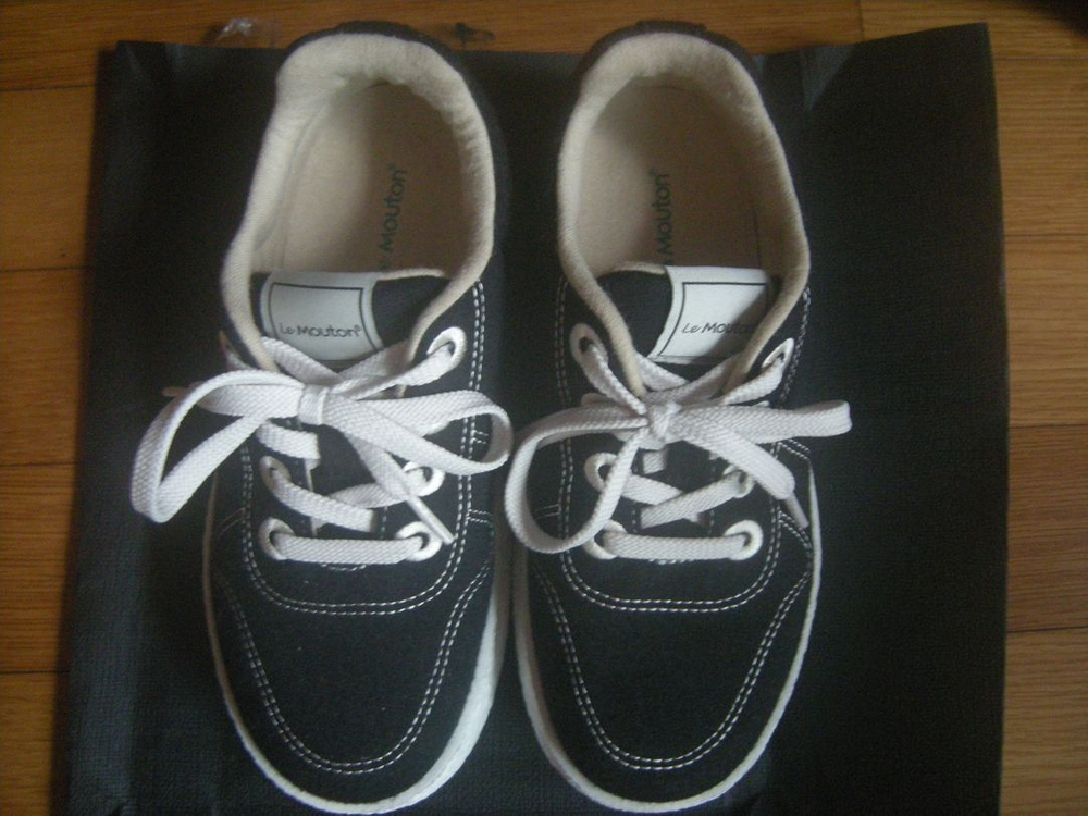 르무통운동화225사이즈 S급+사은품 나이키양말/아디다스 노스페이스 러닝조깅헬스요가배낭여행acg골프캠핑 아이폰 이미지