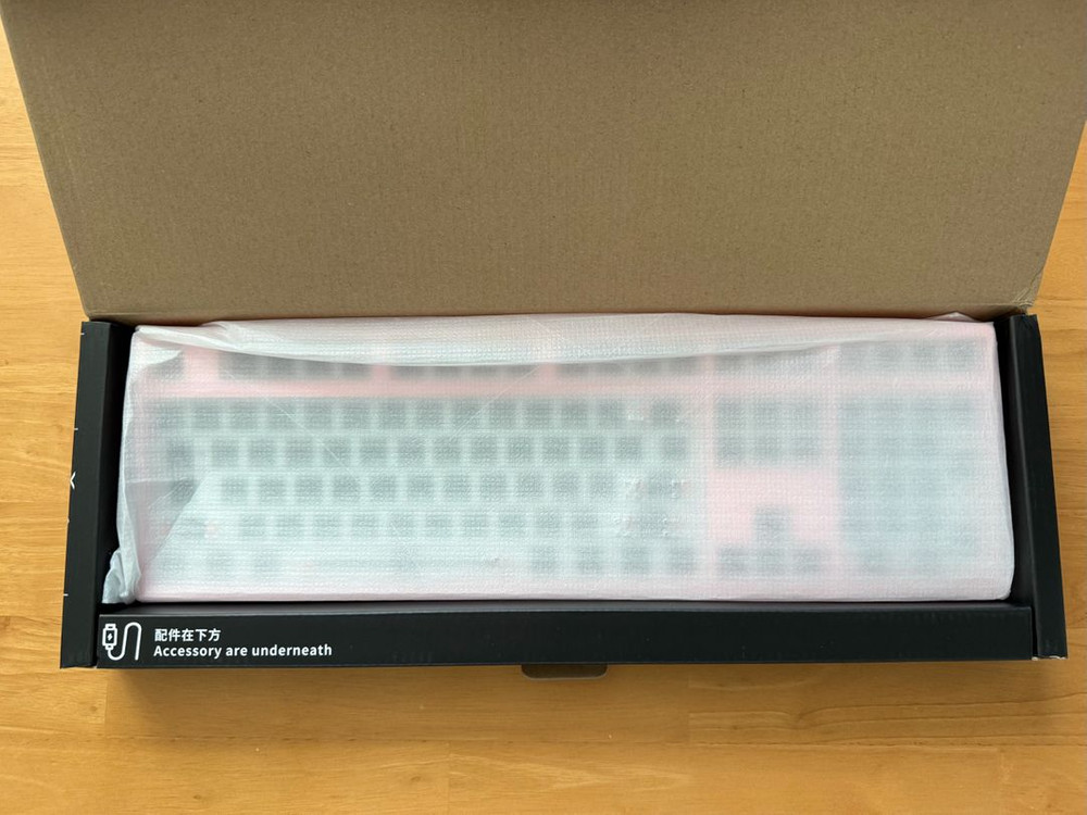 T108 풀배열 기계식 키보드 핑크 베어본--1