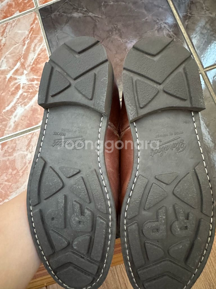 파라부트 샴보드 마룬 저렴하게 팝니다--3