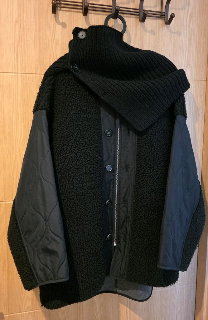 리틀블랙 뽀글이쟈켓--1