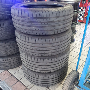 Bmw 출고 런플랫 타이어 225/45R18 이미지
