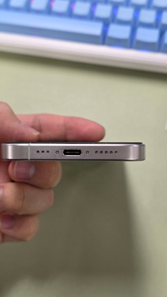 아이폰 15 pro 128GB--4