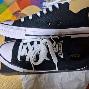 컨버스 오리지널 스니커즈 230미리 새제품