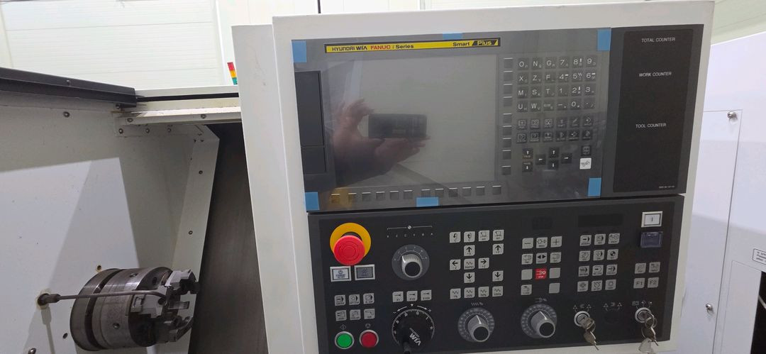 현대 WIA KIT 4500 CNC 선반 이미지