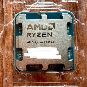 미사용 AMD 9600x 팝니다.