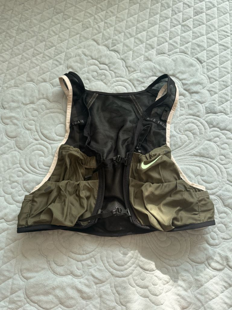 나이키 트레일 러닝 베스트 2.0 이미지