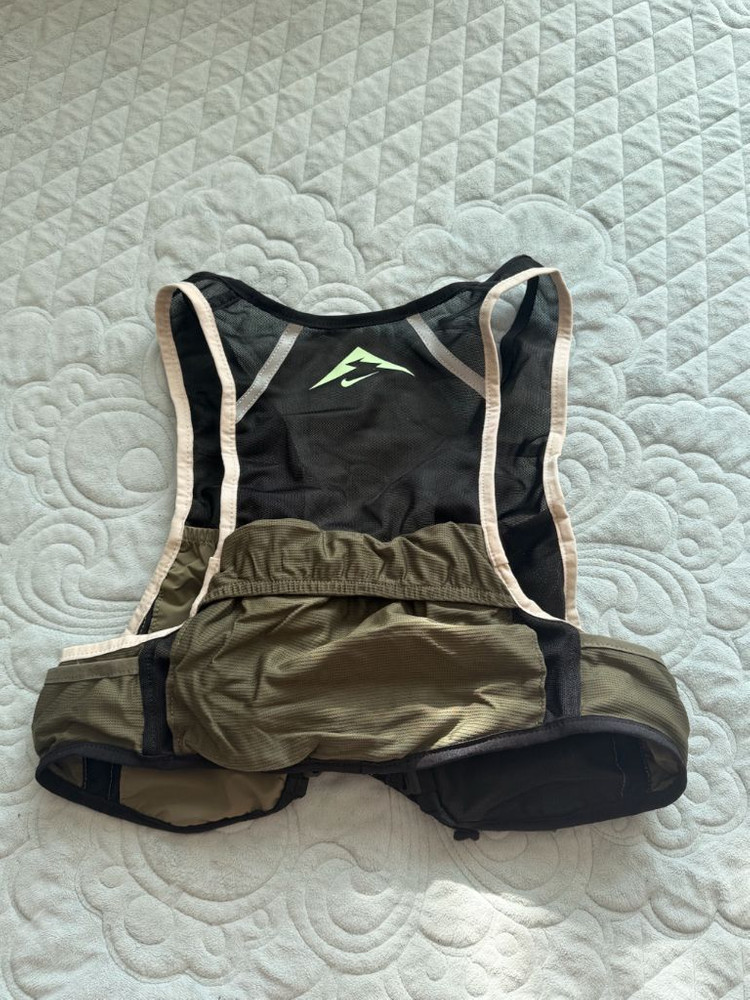 나이키 트레일 러닝 베스트 2.0 이미지