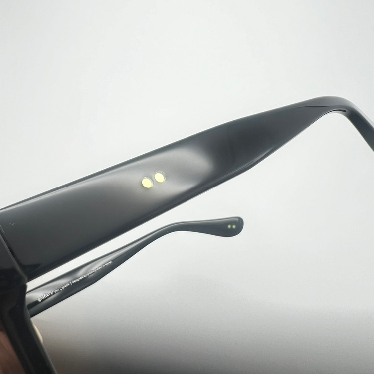 그라픽 플라스틱 람스 620 블랙 선글라스 rams 신품급--2