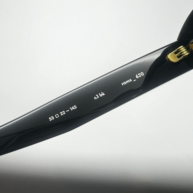 그라픽 플라스틱 람스 620 블랙 선글라스 rams 신품급--5