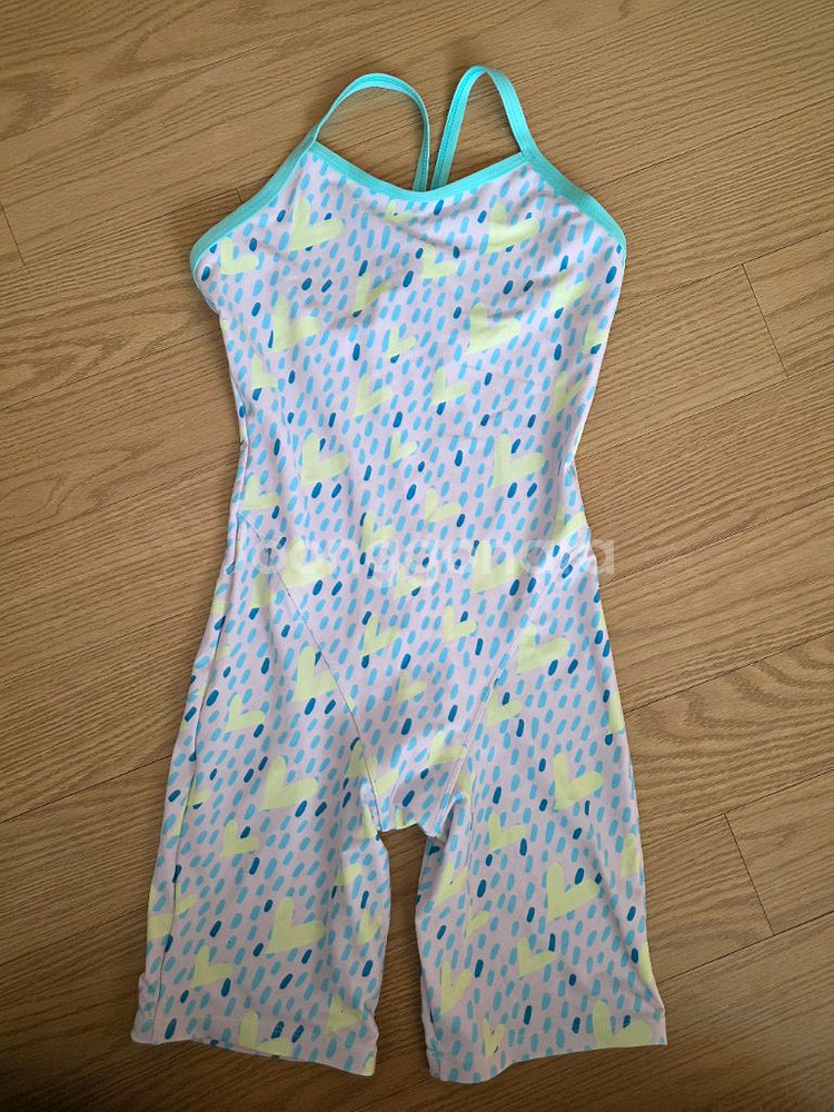 루니덕 여아 수영복 80 사이즈.(10-11세)--1