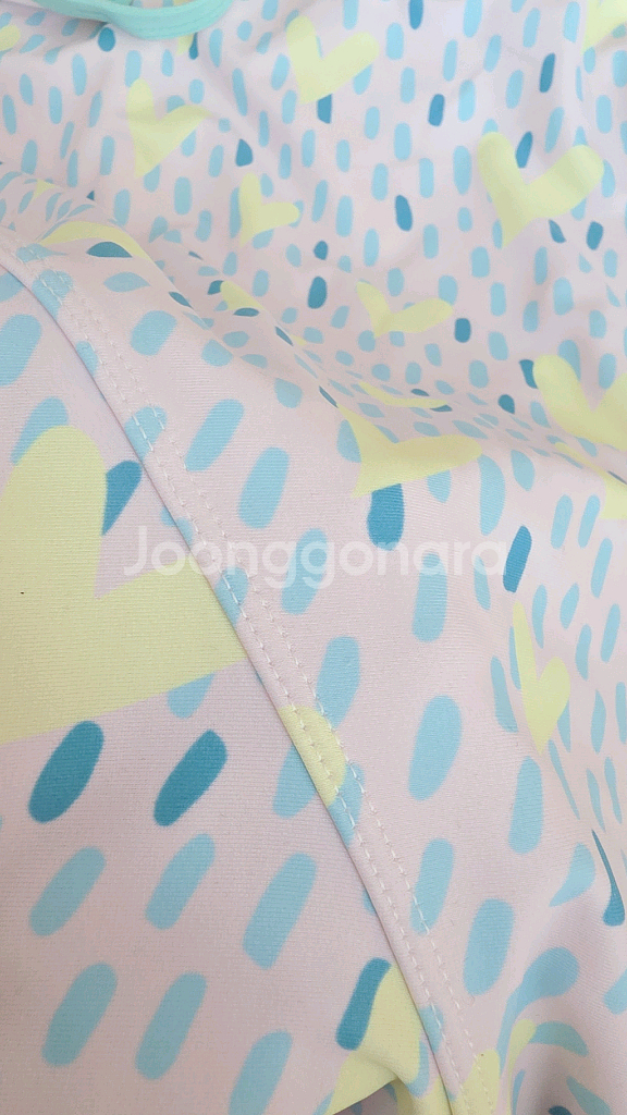 루니덕 여아 수영복 80 사이즈.(10-11세)--4