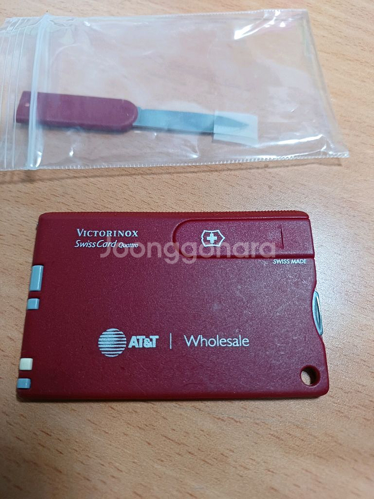 빅토리녹스 미니 멀티툴 스위스카드 쿼트로--2
