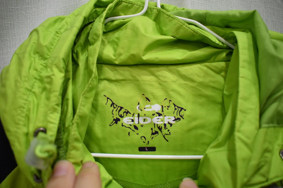 아이더 여성 바람막이 100 이미지