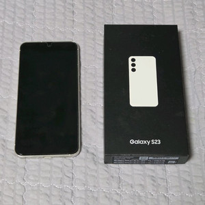 갤럭시 S23 크림 A급 256GB 자급제 삼케플 가능