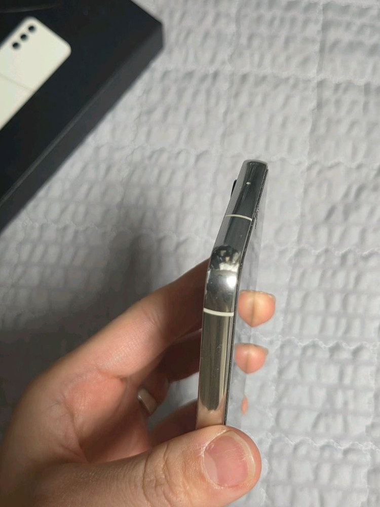 갤럭시 S23 크림 A급 256GB 자급제 삼케플 가능--5