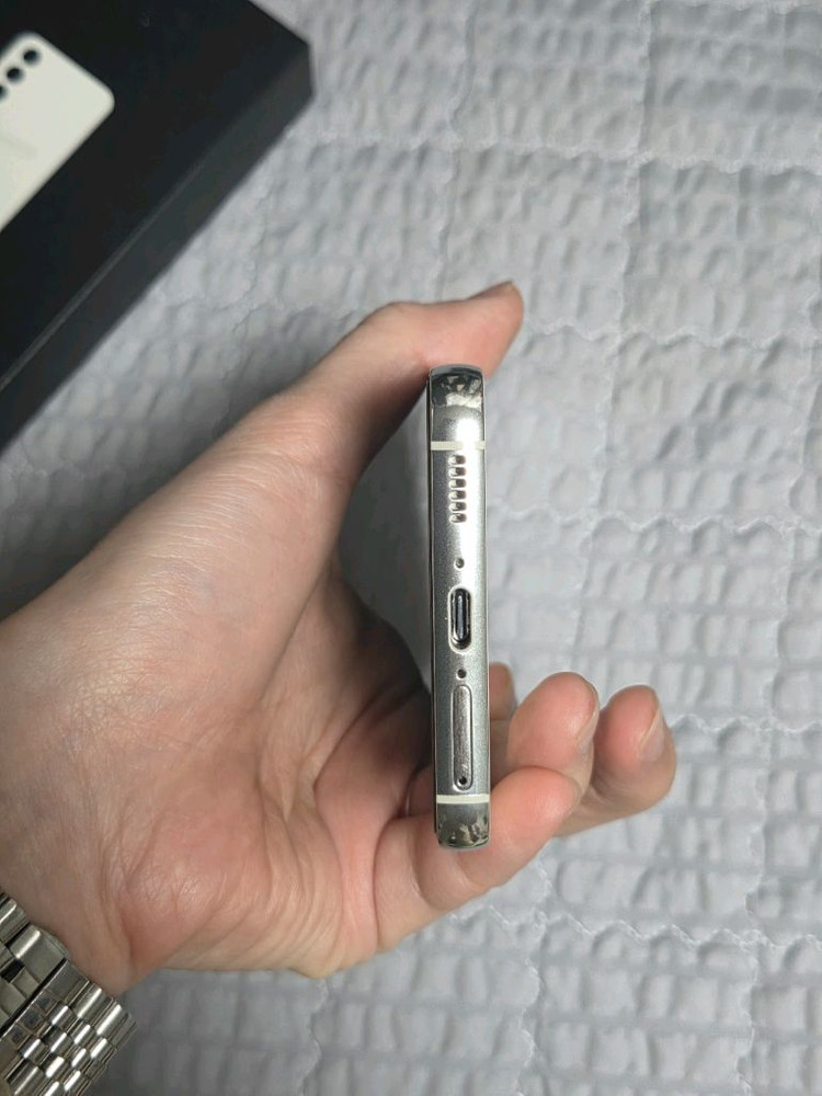 갤럭시 S23 크림 A급 256GB 자급제 삼케플 가능--6