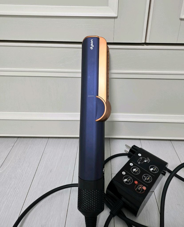 다이슨 에어스트레이트 블루코퍼 드라이 고데기 거의새것--0