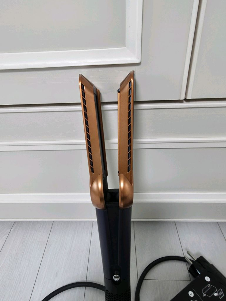 다이슨 에어스트레이트 블루코퍼 드라이 고데기 거의새것--1