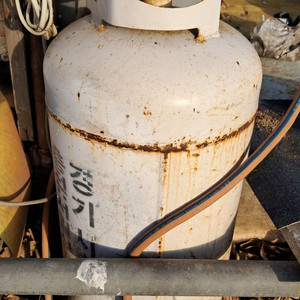 만충된 lpg가스통 20kg 시흥시 9만원 이미지