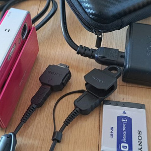 소니사이버샷 DST T2 깨끗 하고 구성품 있음 이미지