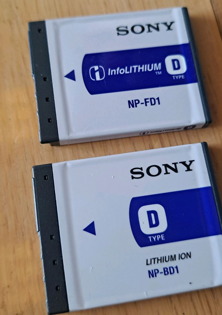 소니사이버샷 DST T2 깨끗 하고 구성품 있음 이미지