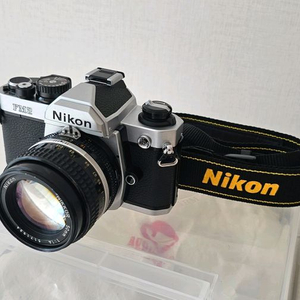 니콘 FM2 + 50mm f1.4 렌즈 / 필름 카메라 / 사진